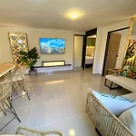 \'Select\' Medellin